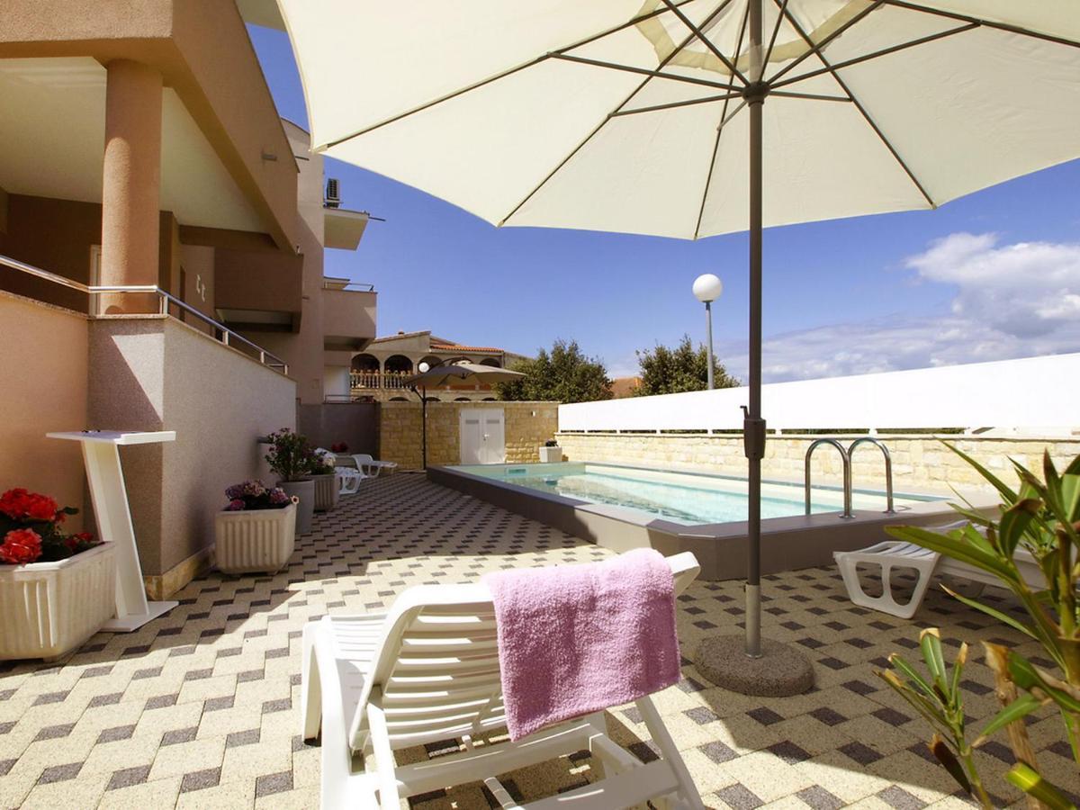 Apartment Mlasina-3 By Interhome Nin Εξωτερικό φωτογραφία