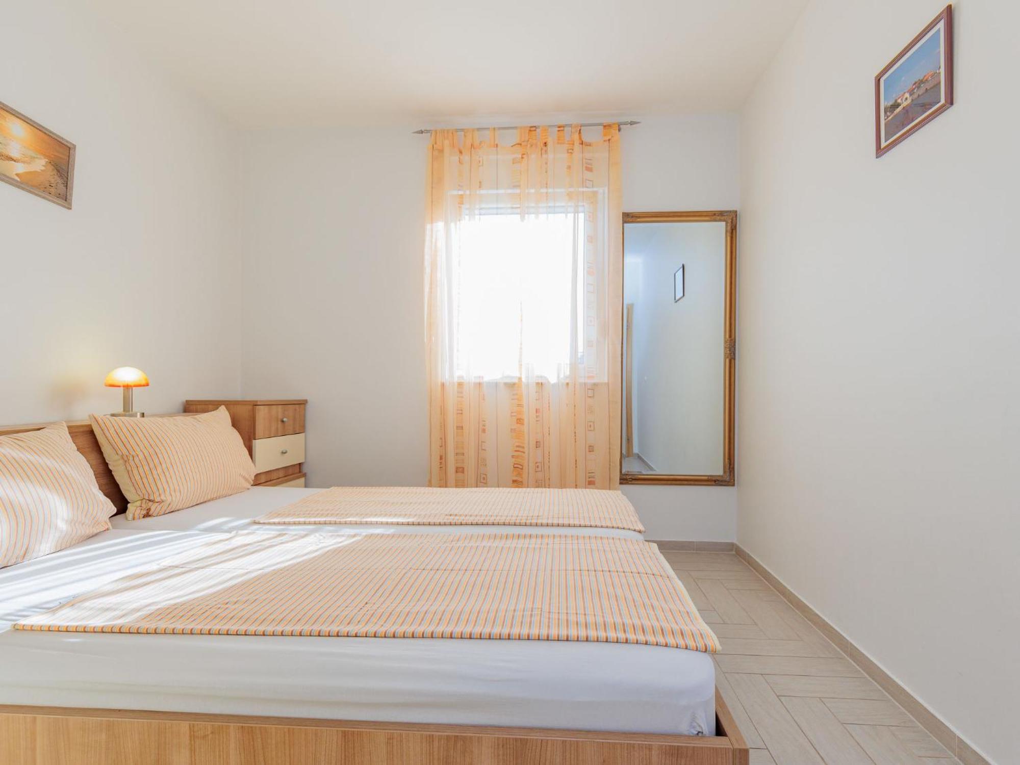 Apartment Mlasina-3 By Interhome Nin Εξωτερικό φωτογραφία
